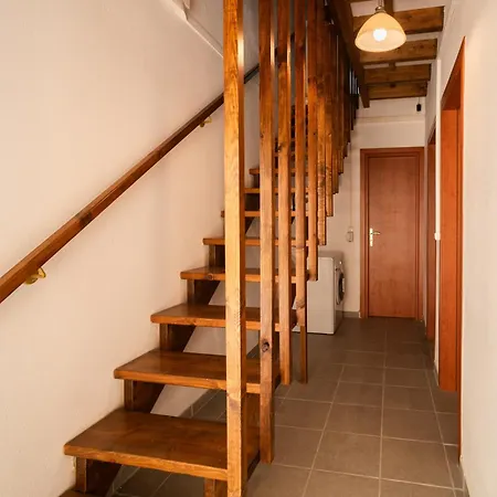 Kontaris Elegant Estate