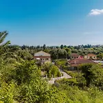 Kontaris Elegant Estate * Lefkímmi