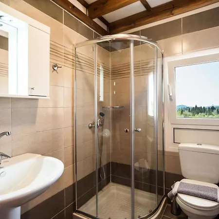 Kontaris Elegant Estate