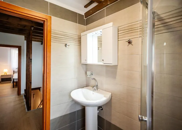 Kontaris Elegant Estate Lefkímmi