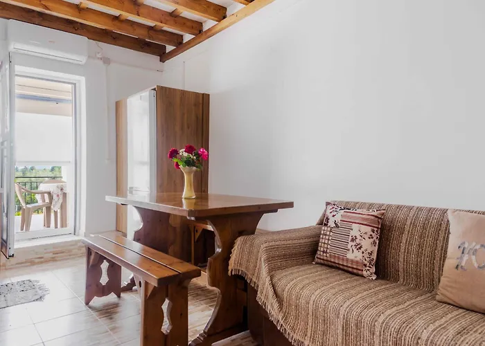 Apartamento Kontaris Elegant Estate Lefkímmi