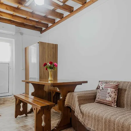 Kontaris Elegant Estate Lefkimmi