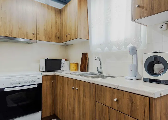 Kontaris Elegant Estate Apartament