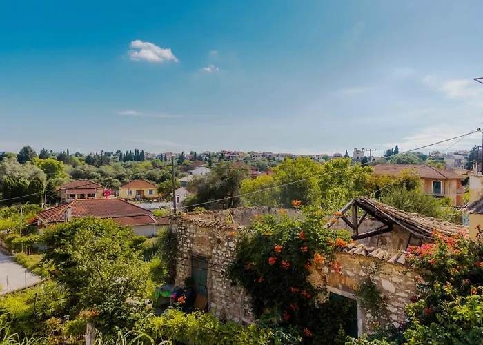 Kontaris Elegant Estate